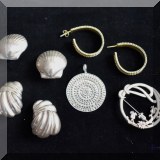 J06. Sterling silver jewelry. 